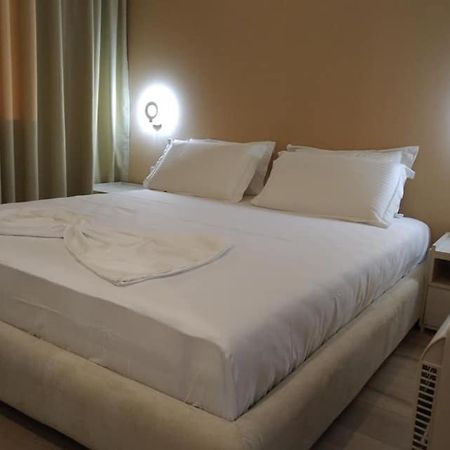 Deluxe Sea Apartment Vlorë Екстериор снимка
