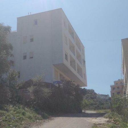 Deluxe Sea Apartment Vlorë Екстериор снимка