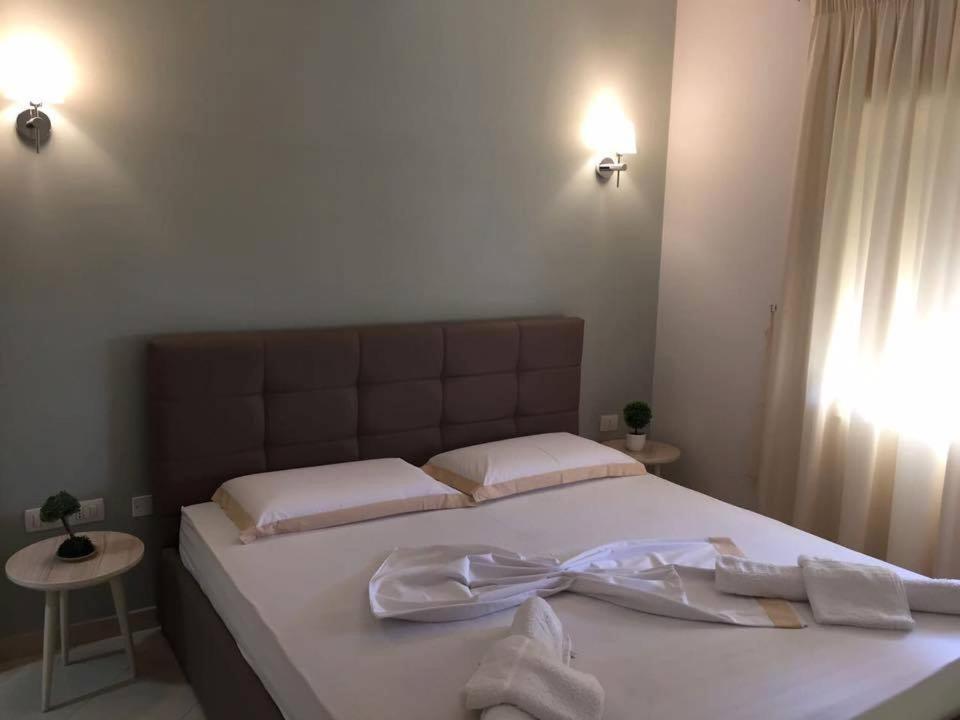 Deluxe Sea Apartment Vlorë Екстериор снимка