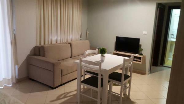 Deluxe Sea Apartment Vlorë Екстериор снимка