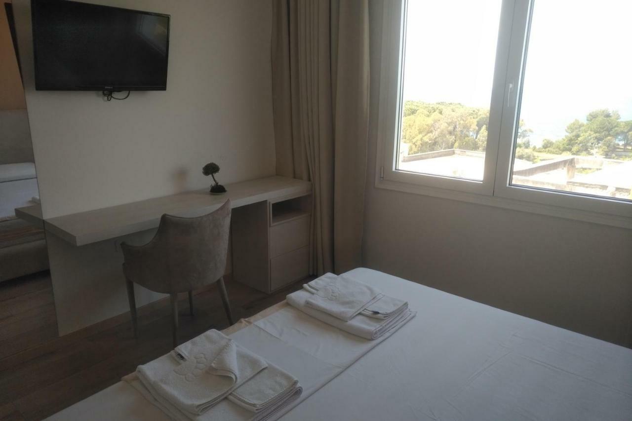 Deluxe Sea Apartment Vlorë Екстериор снимка