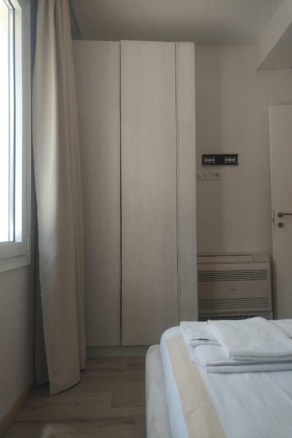 Deluxe Sea Apartment Vlorë Екстериор снимка