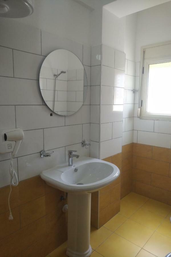 Deluxe Sea Apartment Vlorë Екстериор снимка